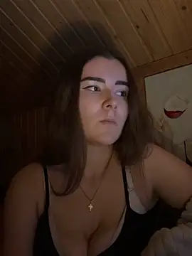 mewKate online show from November 24, 3:45 pm