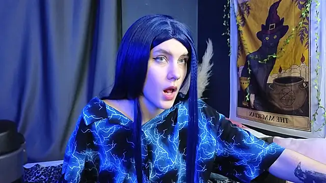 Snapshot of Hyeon_Jin chatting on February 7, 12:20 am Hyeon Jin online show from February 7, 12:20 am