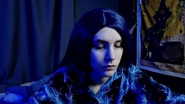 Snapshot of Hyeon_Jin chatting on February 9, 3:32 am Hyeon Jin online show from February 9, 3:32 am