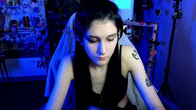 Snapshot of Hyeon_Jin chatting on February 17, 4:31 am Hyeon Jin online show from February 17, 4:31 am