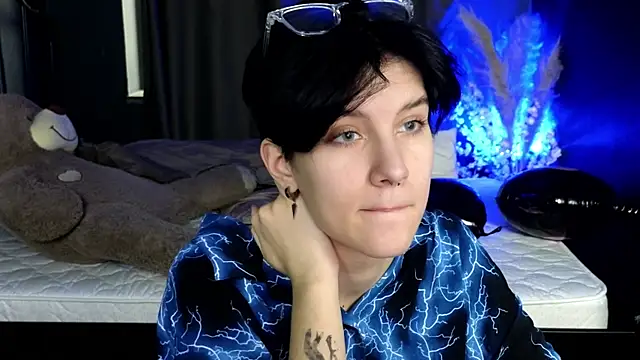 Snapshot of Hyeon_Jin chatting on March 11, 1:34 pm Hyeon Jin online show from March 11, 1:34 pm