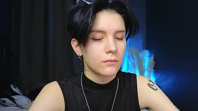 Snapshot of Hyeon_Jin chatting on March 12, 7:59 pm Hyeon Jin online show from March 12, 7:59 pm