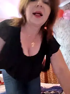 Snapshot of Angelina4531 chatting on February 17, 8:09 am Angelina4531 online show from February 17, 8:09 am