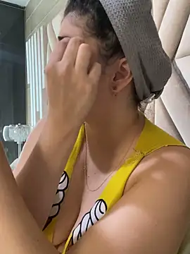 MilaRux online show from November 7, 7:36 pm