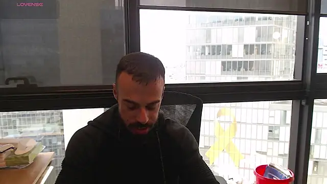 Snapshot of todddantes25 chatting on March 22, 7:25 am todddantes25 online show from March 22, 7:25 am