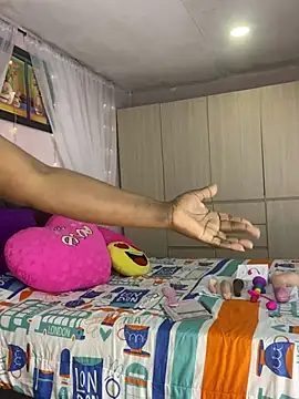 Aliana Ross online show from February 14, 11:31 am