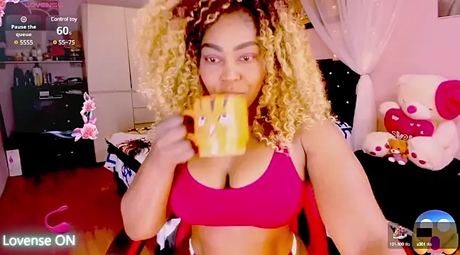 Aliana Ross online show from March 10, 8:59 am