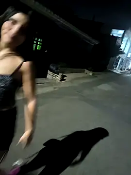 the queen of street online show from February 1, 12:29 am