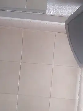 Lauren Amabel online show from January 9, 11:47 am