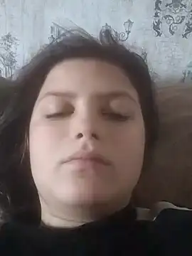 Lauren Amabel online show from February 2, 8:24 am