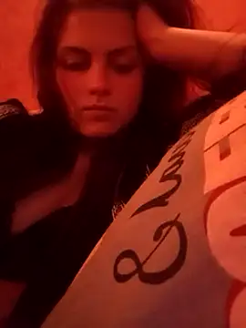 Lauren Amabel online show from March 14, 11:32 pm