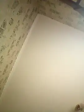 Lauren Amabel online show from September 12, 7:52 am