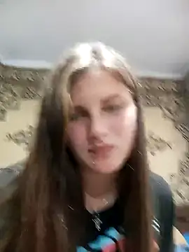 Lauren Amabel online show from November 7, 7:36 pm