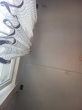 Lauren Amabel online show from March 26, 10:10 am