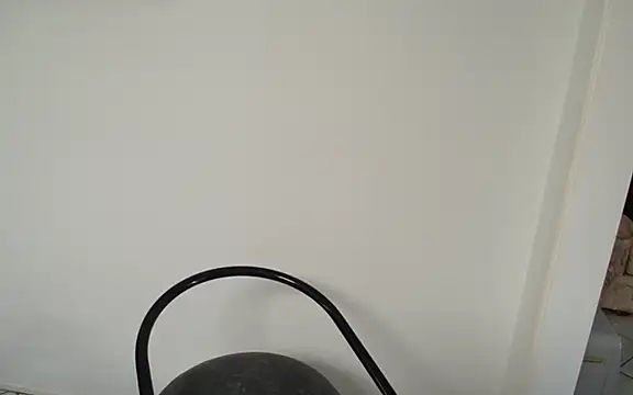 Snapshot of naughtykirra chatting on January 15, 1:12 am naughtykirra online show from January 15, 1:12 am