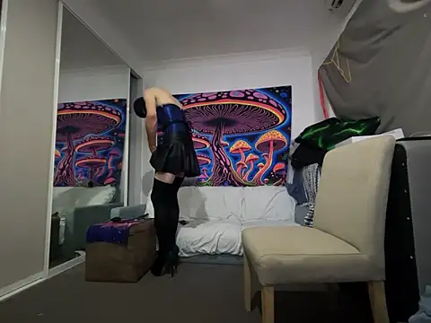 sissy xdresser online show from December 15, 12:20 pm