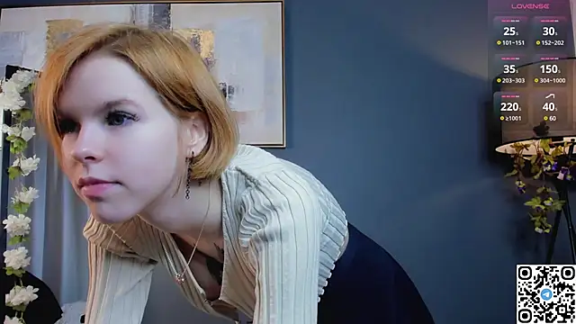 OdiliaHartnell online show from January 8, 2:25 pm