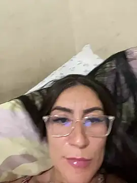 lehticiaa1213 online show from January 6, 2:26 am