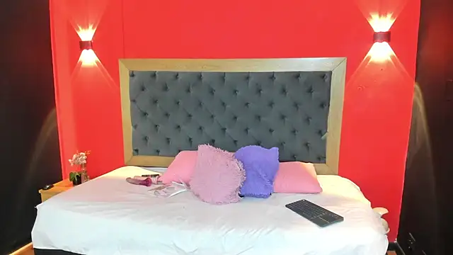 Charlot Vega  online show from October 24, 7:43 pm