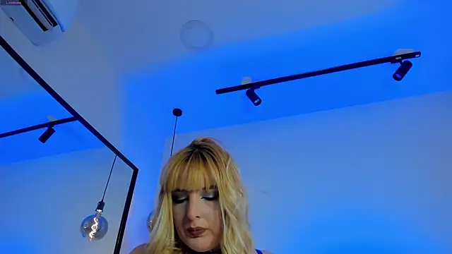 Blue Angell online show from September 13, 11:37 pm