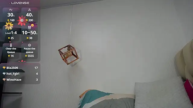 FLEURGRECO online show from February 12, 10:15 pm