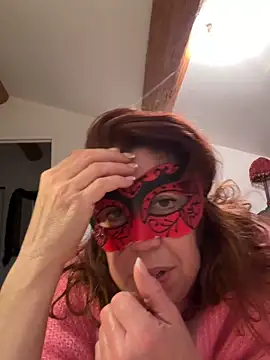 Snapshot of sweetinside_ chatting on February 15, 9:44 pm sweetinside online show from February 15, 9:44 pm