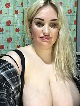 Snapshot of VikiiStoun chatting on February 4, 10:04 pm VikiiStoun online show from February 4, 10:04 pm