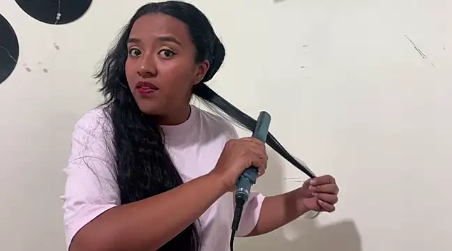 Snapshot of giselao chatting on January 19, 4:33 am giselao online show from January 19, 4:33 am