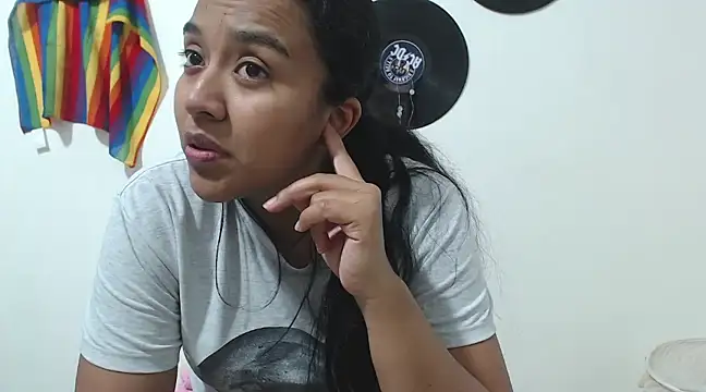 Snapshot of giselao chatting on February 13, 4:54 am giselao online show from February 13, 4:54 am