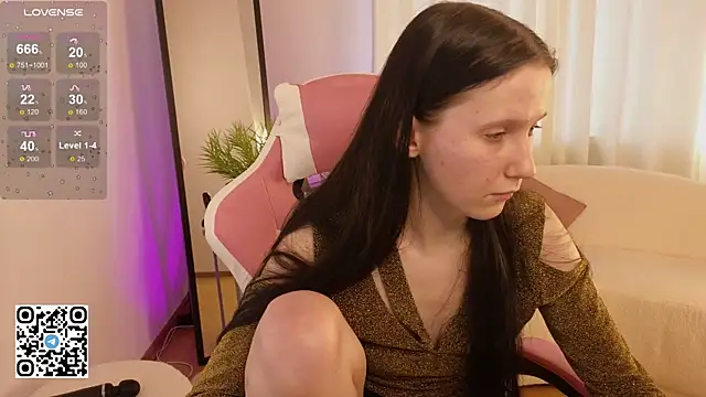 mon lola online show from January 30, 12:37 pm