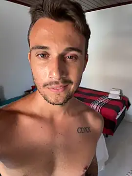 Snapshot of carvalhofelipe chatting on January 10, 2:13 pm carvalhofelipe online show from January 10, 2:13 pm