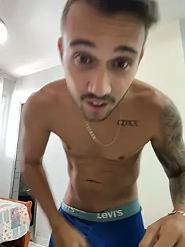 Snapshot of carvalhofelipe chatting on February 2, 12:35 pm carvalhofelipe online show from February 2, 12:35 pm