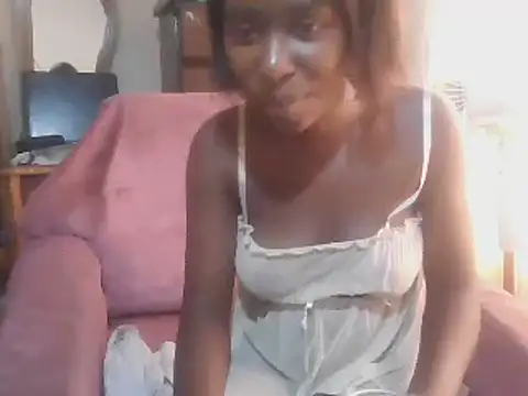 Snapshot of Hotdaily04 chatting on January 16, 9:59 am Hotdaily04 online show from January 16, 9:59 am