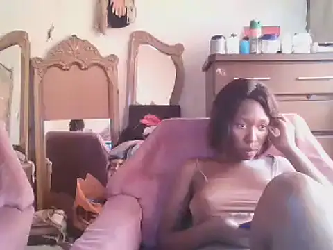 Snapshot of Hotdaily04 chatting on January 23, 6:28 am Hotdaily04 online show from January 23, 6:28 am