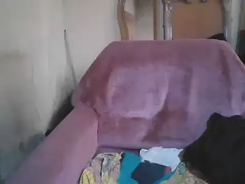 Snapshot of Hotdaily04 chatting on February 19, 9:28 am Hotdaily04 online show from February 19, 9:28 am