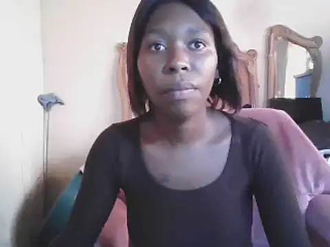 Snapshot of Hotdaily04 chatting on February 25, 7:42 am Hotdaily04 online show from February 25, 7:42 am