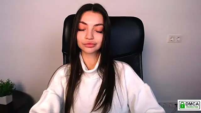 Lexi Jous online show from November 18, 12:42 pm