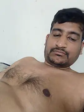 Snapshot of honeyrose765 chatting on February 7, 8:01 pm honeyrose765 online show from February 7, 8:01 pm