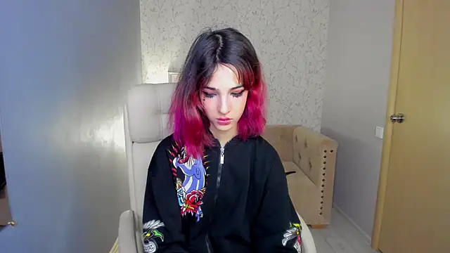 Ink  pleasure online show from January 25, 11:22 pm