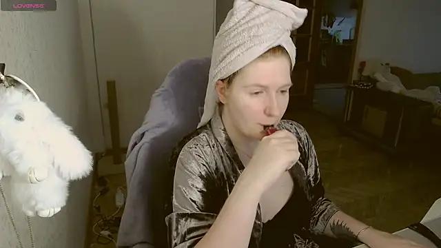 LesyaOxi online show from March 12, 6:29 am