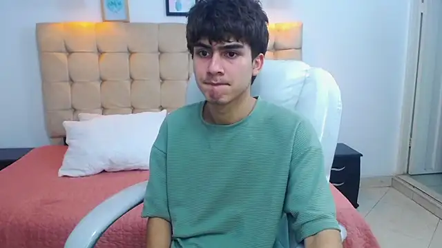 Tommy18   online show from February 9, 9:58 am