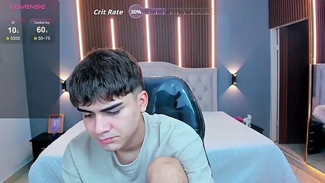 Tommy18   online show from December 21, 3:35 am