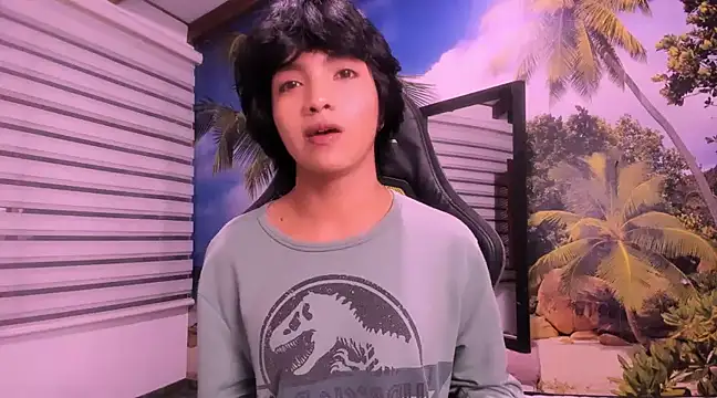 Snapshot of AllanYong18 chatting on January 20, 4:21 am AllanYong18 online show from January 20, 4:21 am