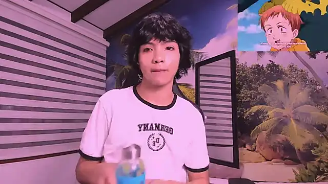 Snapshot of AllanYong18 chatting on February 27, 1:05 am AllanYong18 online show from February 27, 1:05 am