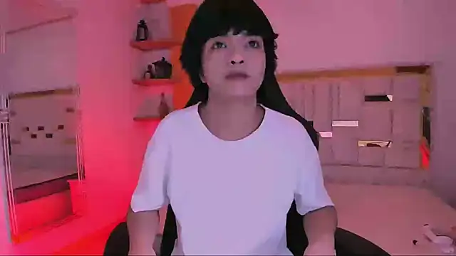 Snapshot of AllanYong18 chatting on March 9, 6:50 am AllanYong18 online show from March 9, 6:50 am