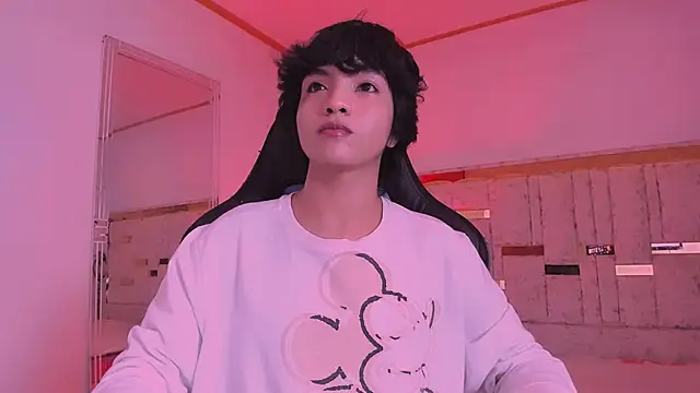 Snapshot of AllanYong18 chatting on March 14, 2:53 am AllanYong18 online show from March 14, 2:53 am