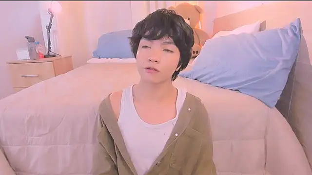 AllanYong18 online show from November 29, 12:19 pm