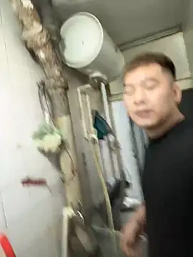 zxb757369 online show from February 3, 10:00 pm