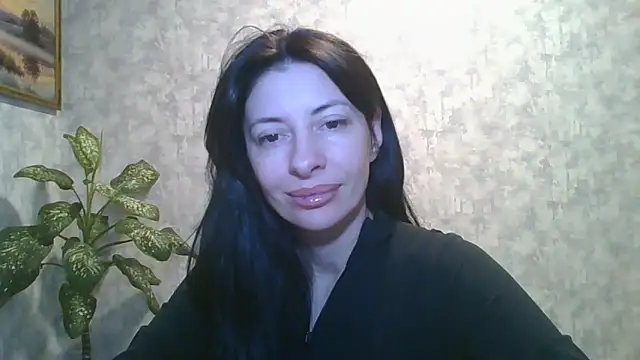 Snapshot of LissaBlossom chatting on February 2, 6:45 am LissaBlossom online show from February 2, 6:45 am