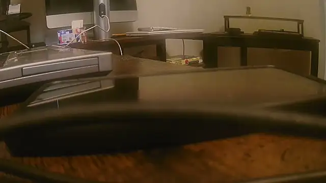Snapshot of MrDaddyBbSnake chatting on June 2, 1:40 am MrDaddyBbSnake online show from June 2, 1:40 am
